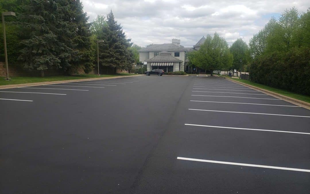 newly paved parking lot by metro paving